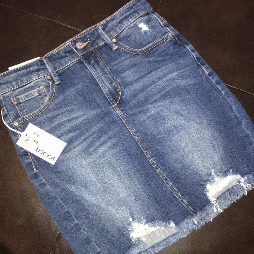 Denim blue skirt
